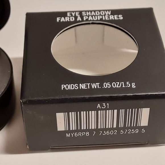 MAC Eye Shadow Satin *POWER TO THE PURPLE* / .05 oz / New in box - Picture 5 of 5